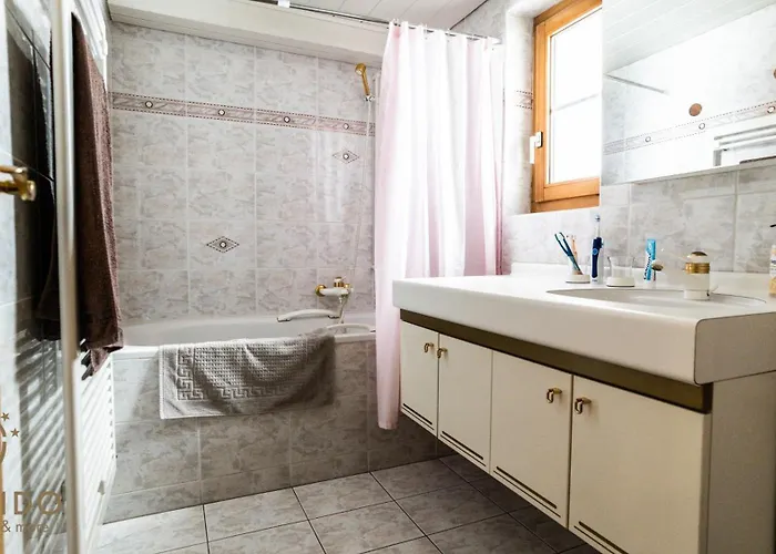 Annas Place Im Haus Zer Briggu Appartamento *