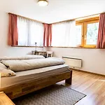 Annas Place Im Haus Zer Briggu *