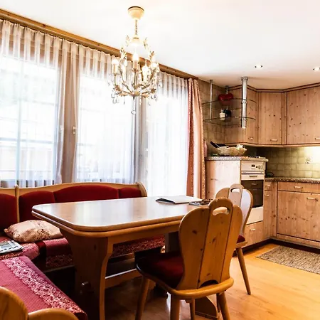 Annas Place Im Haus Zer Briggu * 사스그룬트