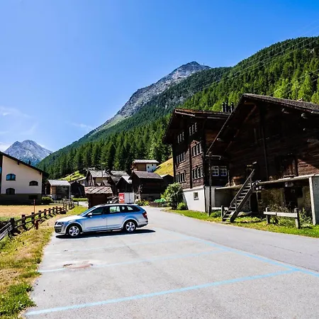 Annas Place Im Haus Zer Briggu *